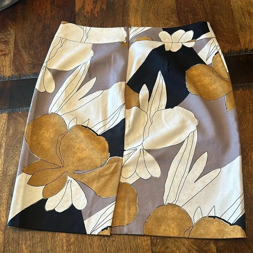 Ann Taylor Factory petite size4p lovely patterned skirt - Picture 4 of 6